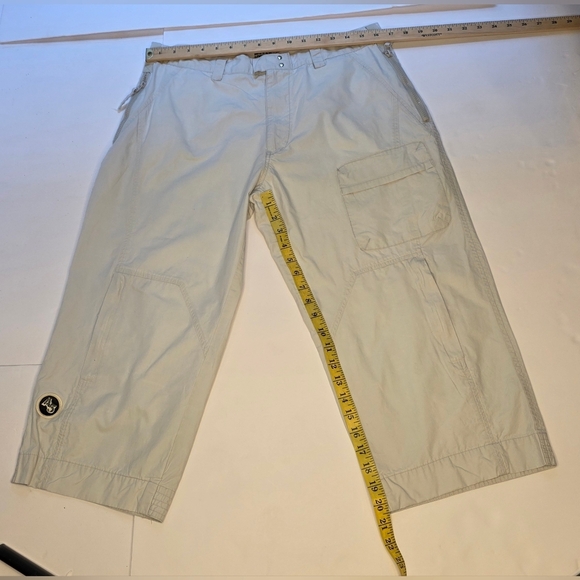 Men' White Cotton Capris Cargo Shorts, 34 waist, Like New, WPN brand - Picture 3 of 11